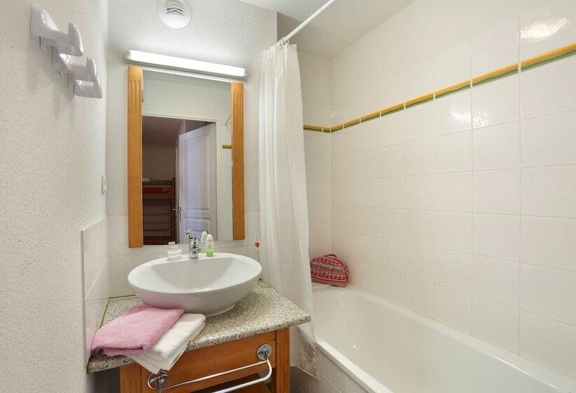 Апартаменты 1 Спальня, Residence Nemea Les Balcons D Ax