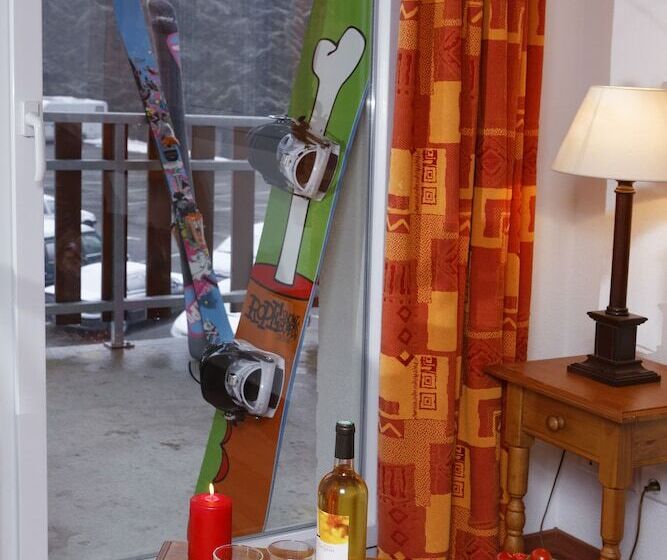 Апартаменты 1 Спальня, Residence Nemea Les Balcons D Ax