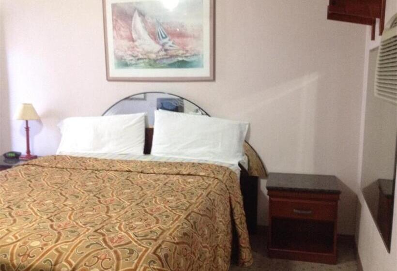 带大床的标准间, Walls Motel Long Beach