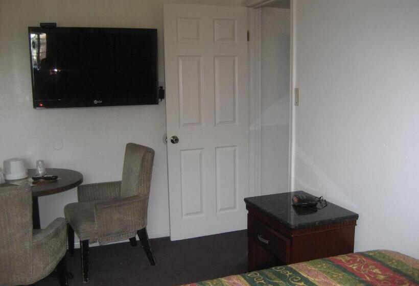 غرفة قياسية, Walls Motel Long Beach