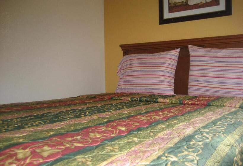 标准间, Walls Motel Long Beach