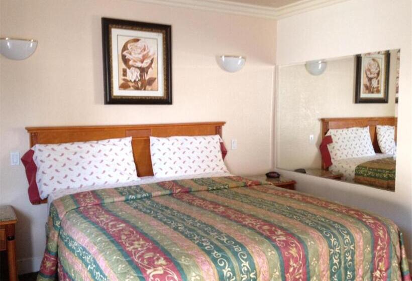 标准间, Walls Motel Long Beach