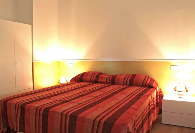 חדר סטנדרט חדר אמבטיה משותף, Pino Marittimo