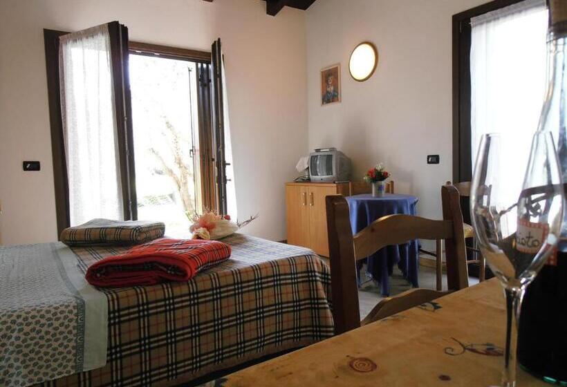 Студио Стандарт с Террасой, Agriturismo La Casetta