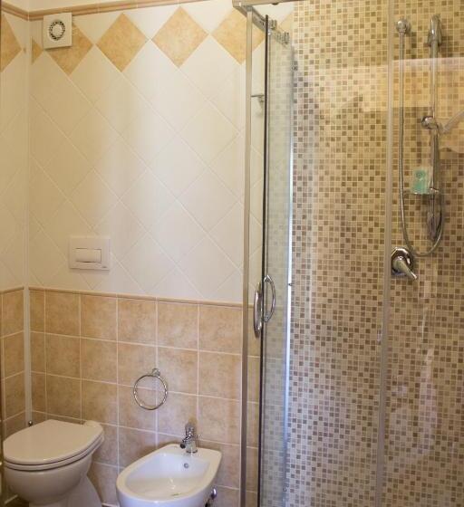 غرفة قياسية ثلاثية ذات اطلالة, Agriturismo La Turritella