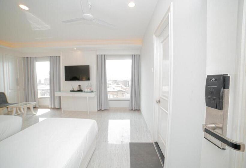 스탠다드 트리플 룸, Pearl Courtyard