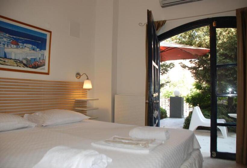 Quarto Economy, Marina Sahil