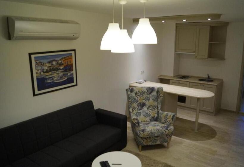 Люкс Вид на Город, Marina Sahil