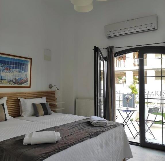 Quarto Estandar Cama King, Marina Sahil