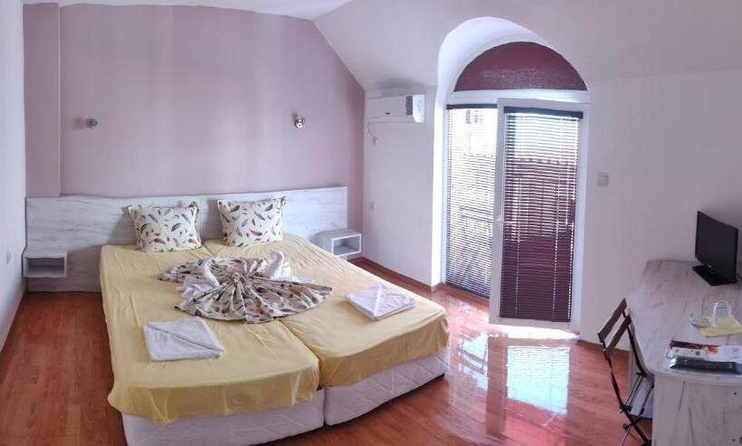 חדר סטנדרט עם מרפסת, Diva Primorsko