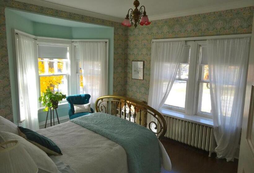 غرفة ديلوكس, The Captain S House Heritage Bed & Breakfast