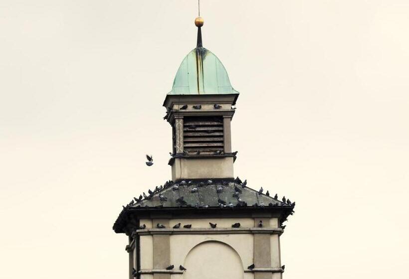 غرفة قياسية فردية, Hecht