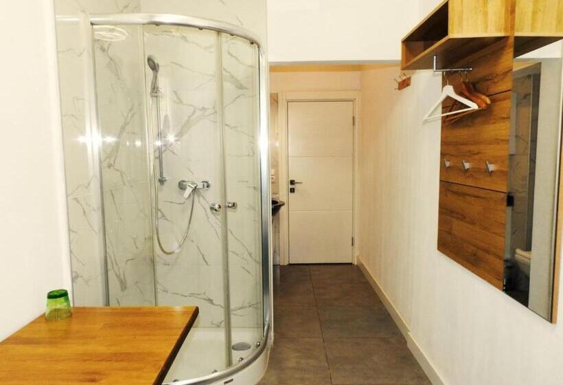 غرفة قياسية فردية, Hecht