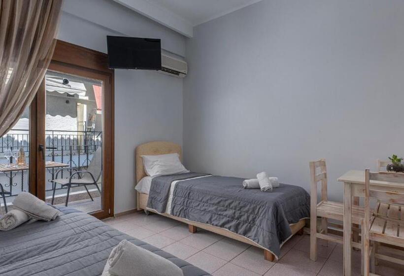 דירת משפחה, Adonis