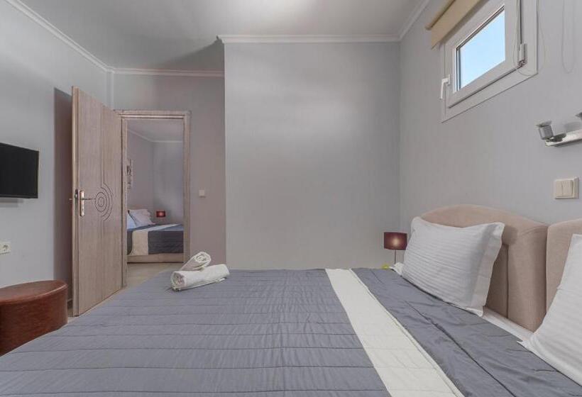 דירת חדר, Adonis