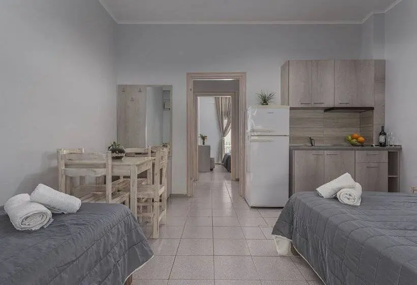 Appartamento Familiare, Adonis