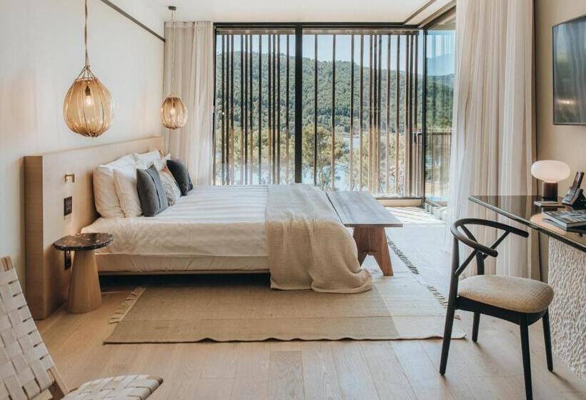 חדר סטנדרט עם מרפסת ונוף לגינה, Maslina Resort