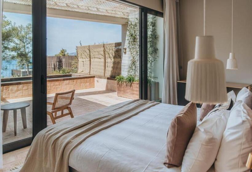 전용 풀장 스위트, Maslina Resort