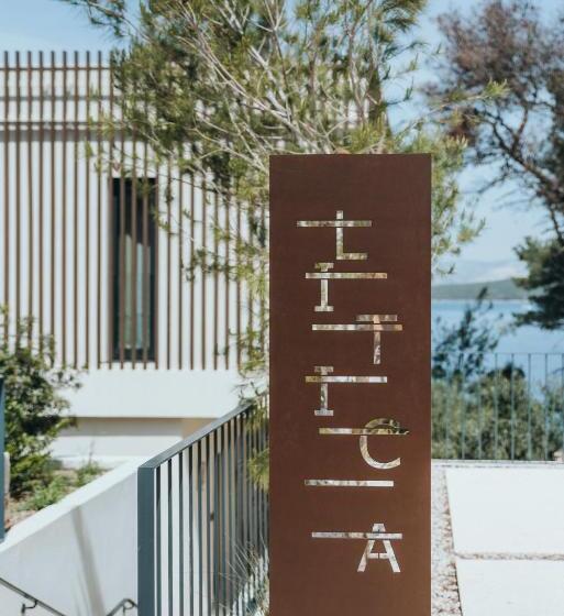 וילת חדר שינה 1 עם נוף לים, Maslina Resort