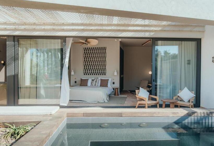 סוויטה עם בריכה, Maslina Resort