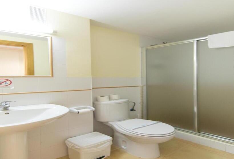 4인용 스탠다드 룸, Albergue Inturjoven Sierra Nevada   Hostel