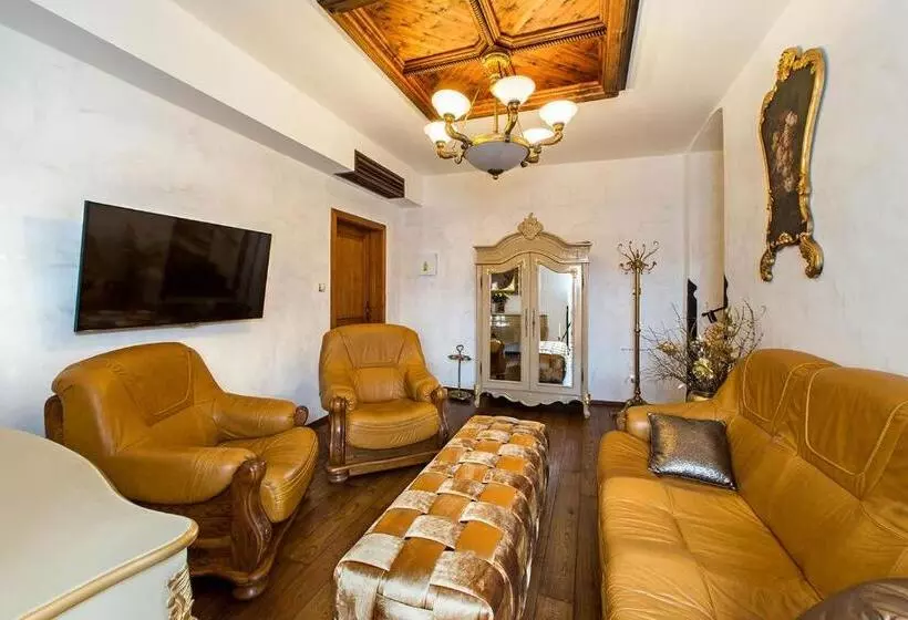 سوئیت با تخت بزرگ, Arcadie Hotel & Apartments