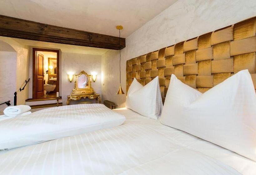 스위트 킹사이즈 침대, Arcadie Hotel & Apartments