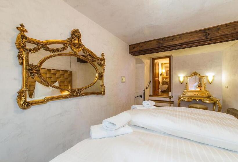 스위트 킹사이즈 침대, Arcadie Hotel & Apartments