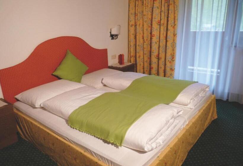 اتاق خانوادگی, Garni Wieshof