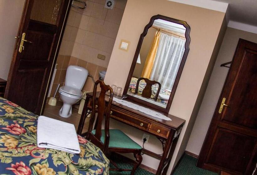 חדר סטנדרט יחיד, Galant