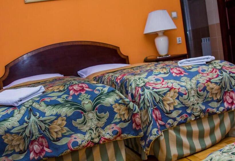 חדר סטנדרט, Galant