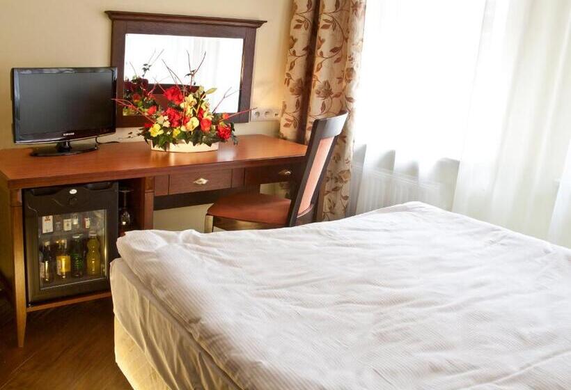 Номер Deluxe, Kobza Haus Old Town