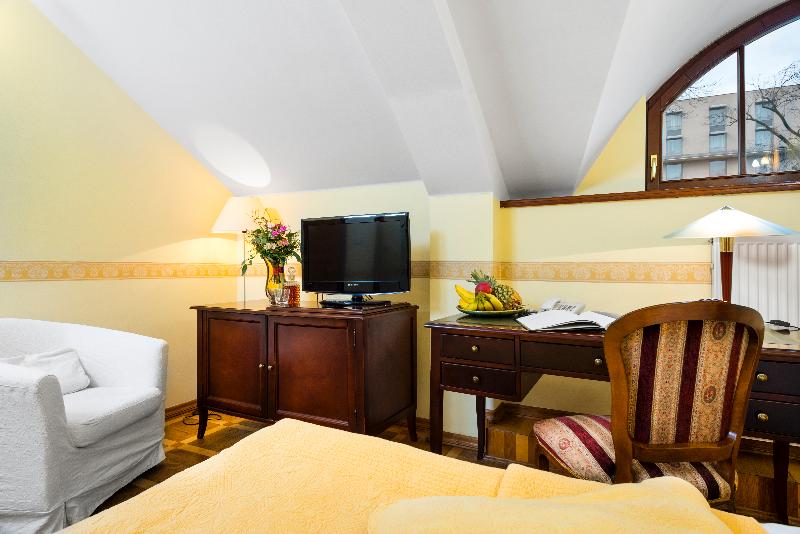 スタンダードシングルルーム, Maltański