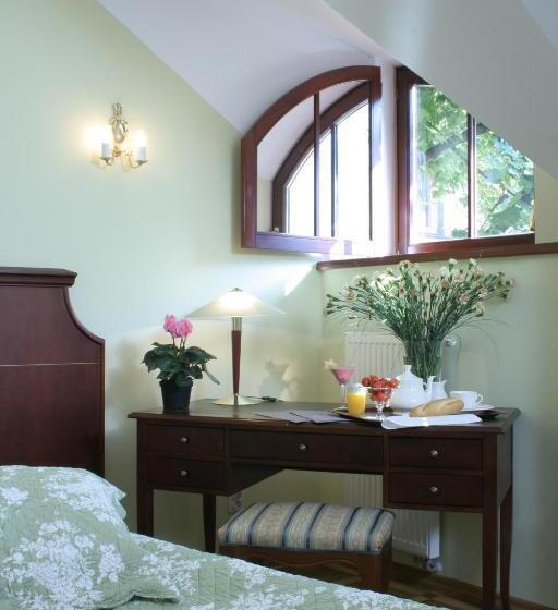 スタンダードシングルルーム, Maltański