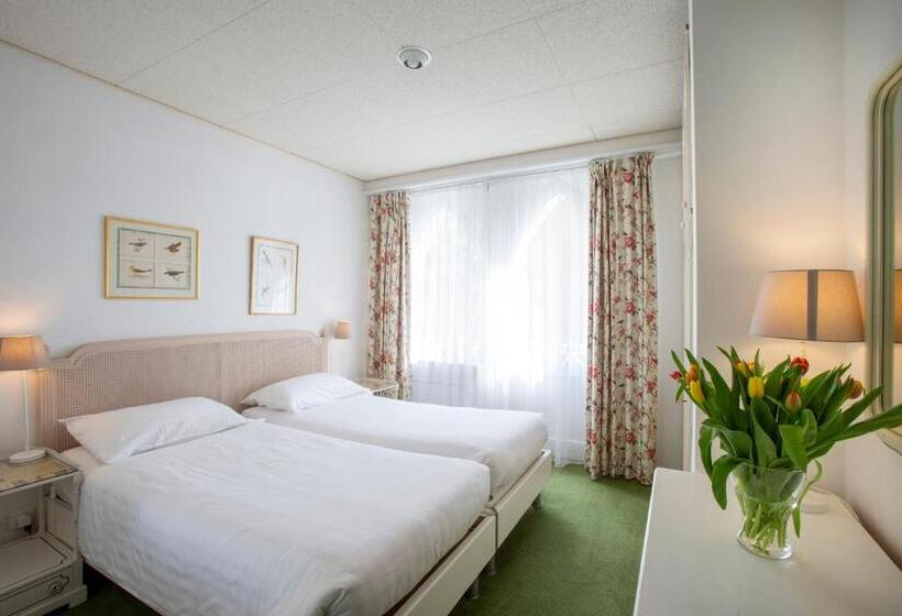 غرفة قياسية مزوَّدة بشُرفة, Piccolo