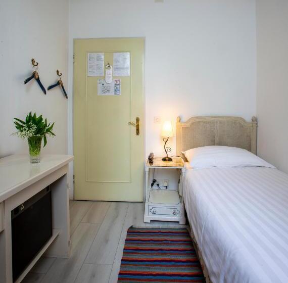 غرفة قياسية فردية, Piccolo