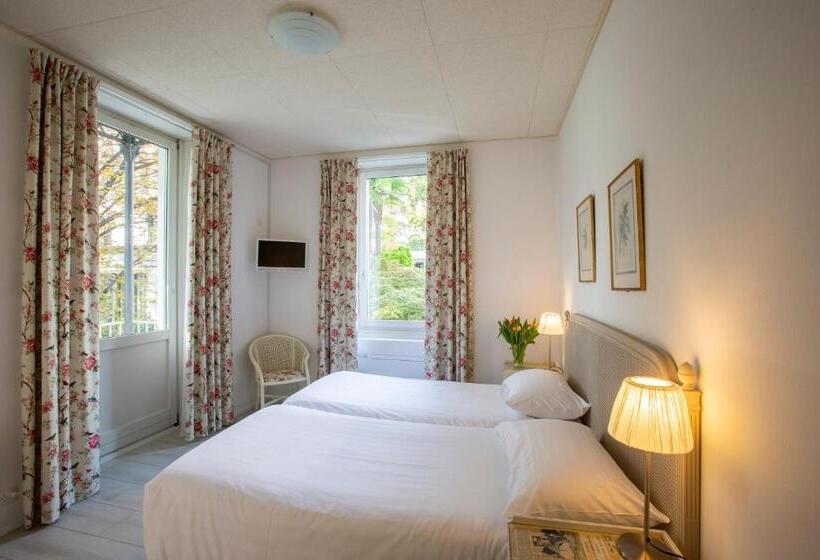 غرفة قياسية مزوَّدة بشُرفة, Piccolo