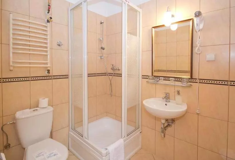 اتاق اکونومی, Retman