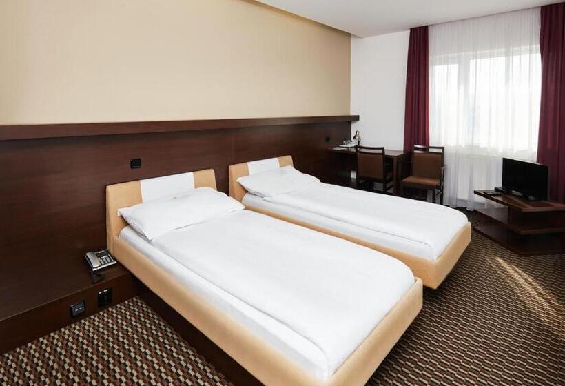 스탠다드 룸, Rottal