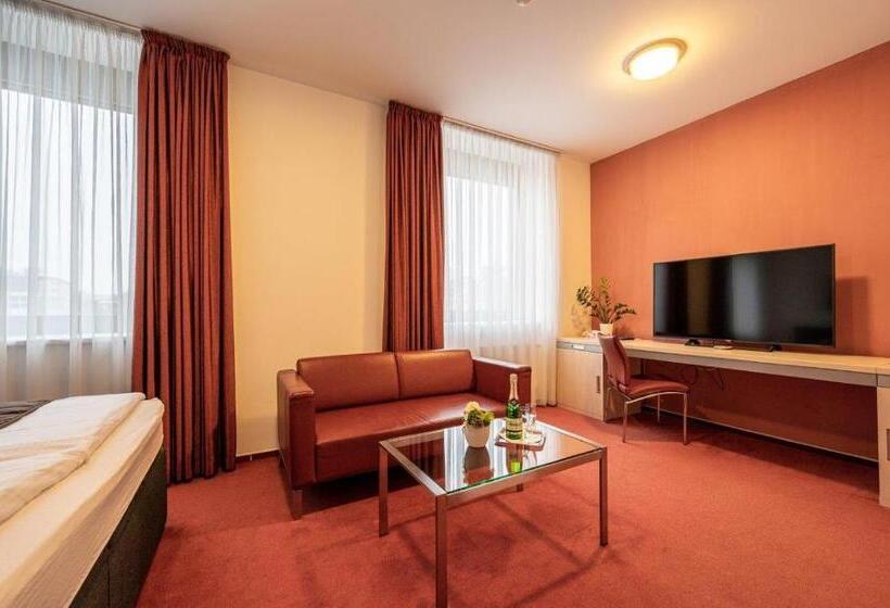 חדר ביזנס, Ruby Blue