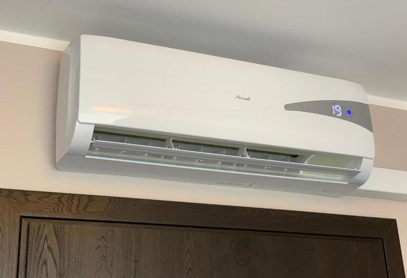 컴포트 룸, Sleep Wrocław