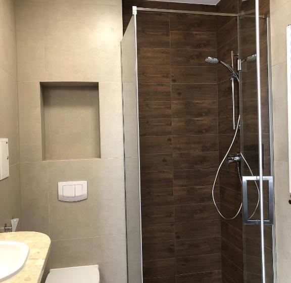 컴포트 싱글 룸, Sleep Wrocław