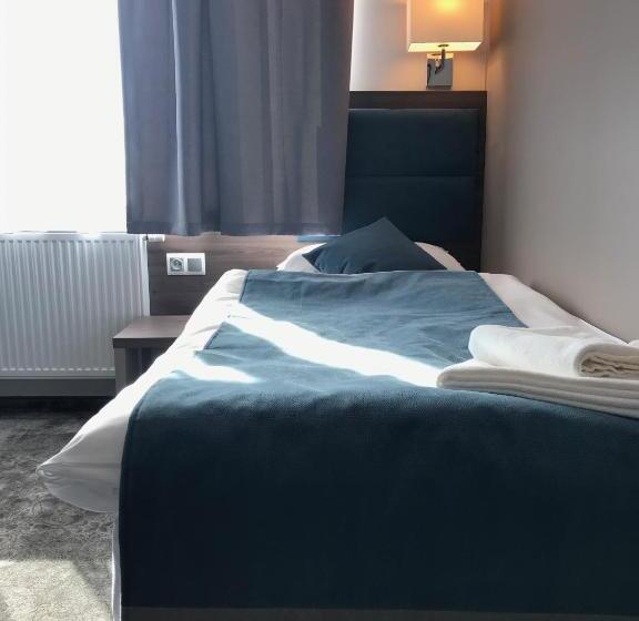 컴포트 싱글 룸, Sleep Wrocław