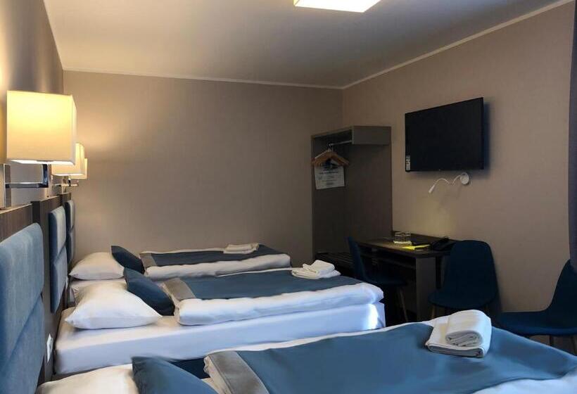 컴포트 트리플 룸, Sleep Wrocław