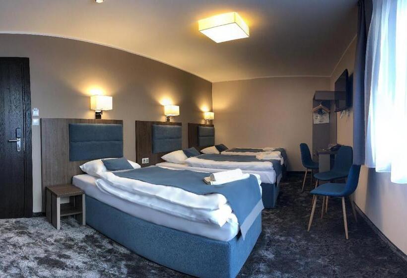 컴포트 트리플 룸, Sleep Wrocław