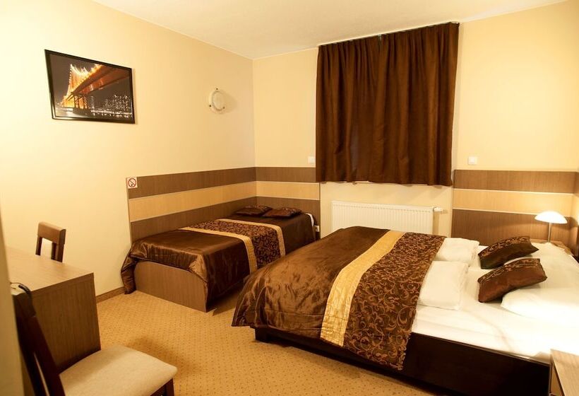 스탠다드 트리플 룸, Sleep Wrocław