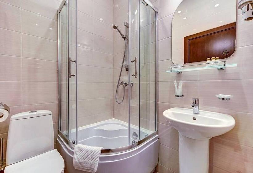 غرفة سوبيريور, Sonata On Mayakovskogo