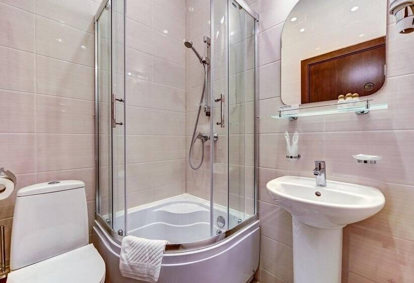 غرفة سوبيريور, Sonata On Mayakovskogo