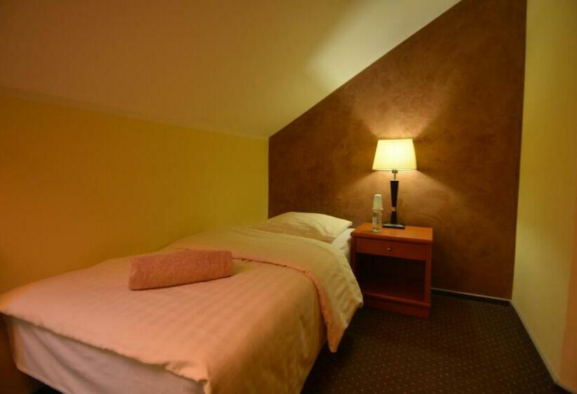 스탠다드 싱글 룸, Stawisko Klaudyn