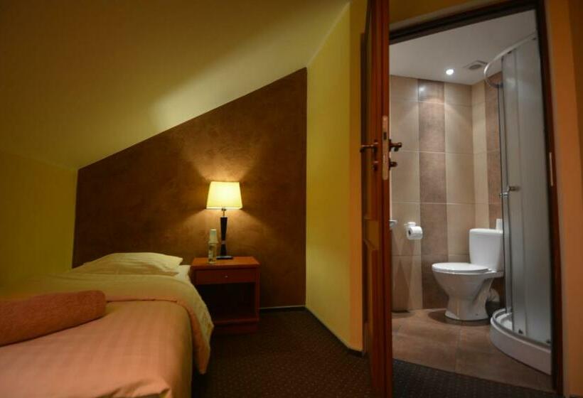 스탠다드 싱글 룸, Stawisko Klaudyn